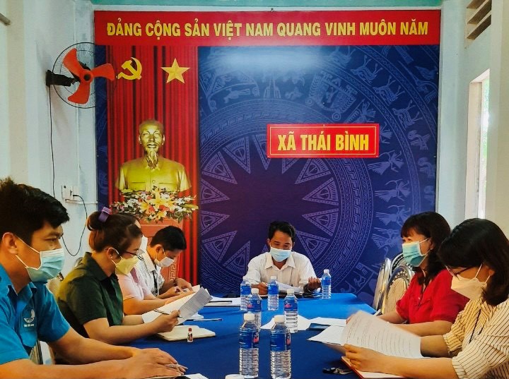 Hội đồng nhân dân xã Thái Bình: Giám sát tình hình hoạt động của Nhà văn hóa ấp trên địa bàn xã